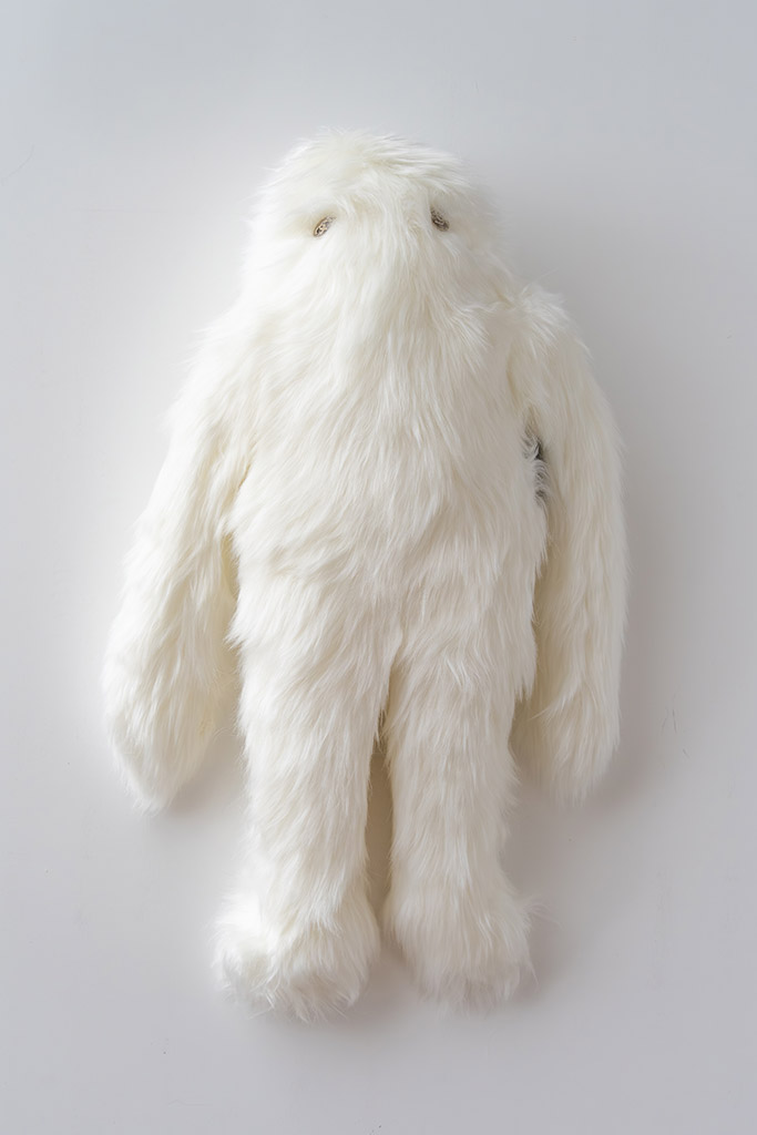 ファブリコ  イエティ バンビシルバー Fabrico Yeti (Super bambi Silver) | 多肉植物・特別な鉢の販売