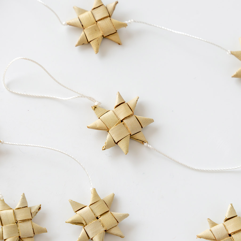 A WORLD OF CRAFT｜ガーランド STARS ON A STRING