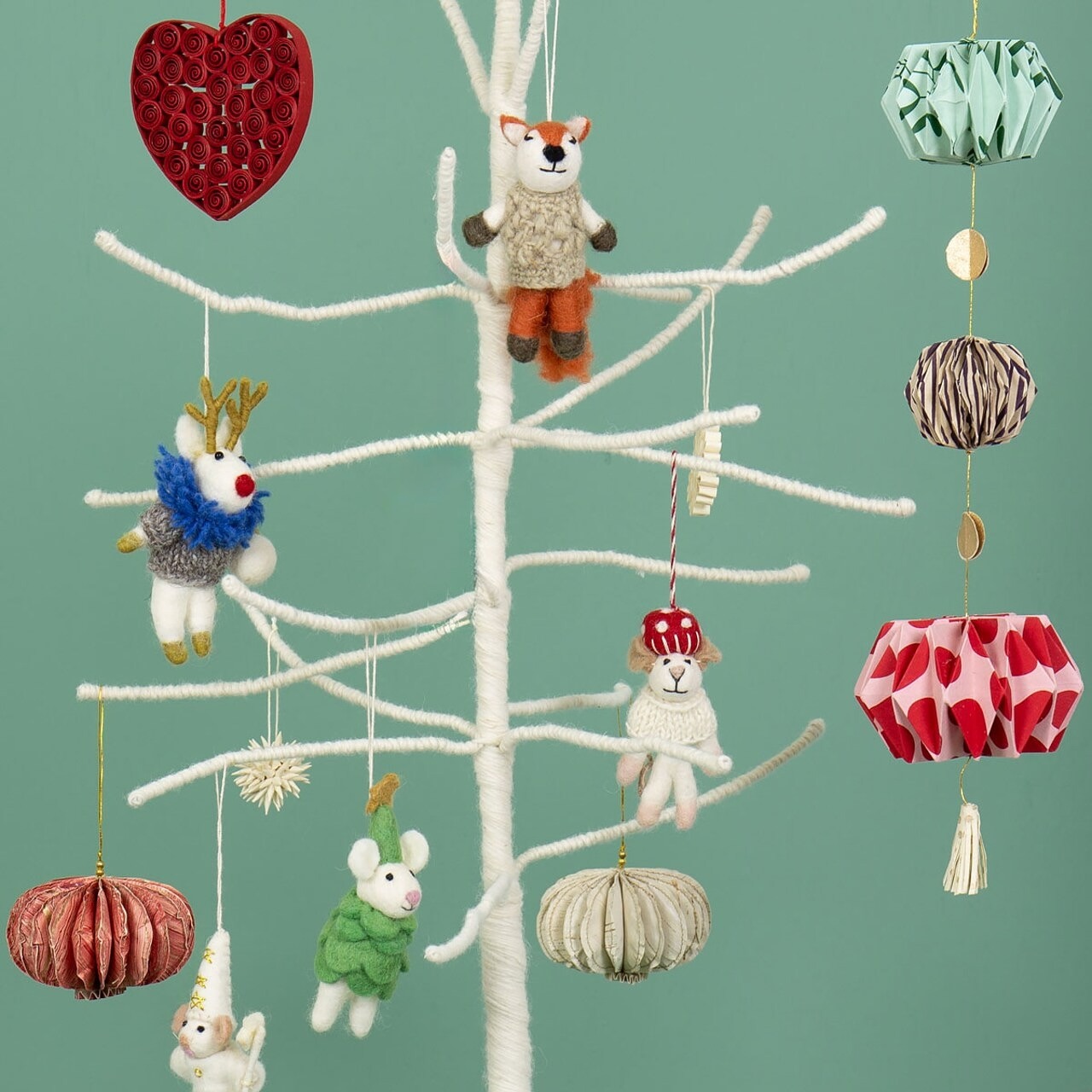 A WORLD OF CRAFT｜オーナメント 13 CIRCUS BEAR COMFOTA 北欧雑貨店