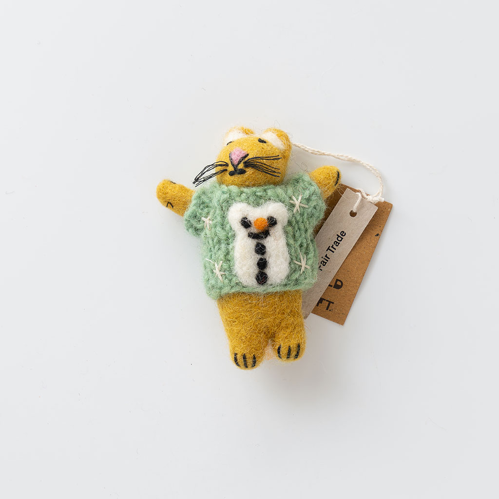 A WORLD OF CRAFT｜オーナメント 12 CAT WITH SNOWMAN SWEATER