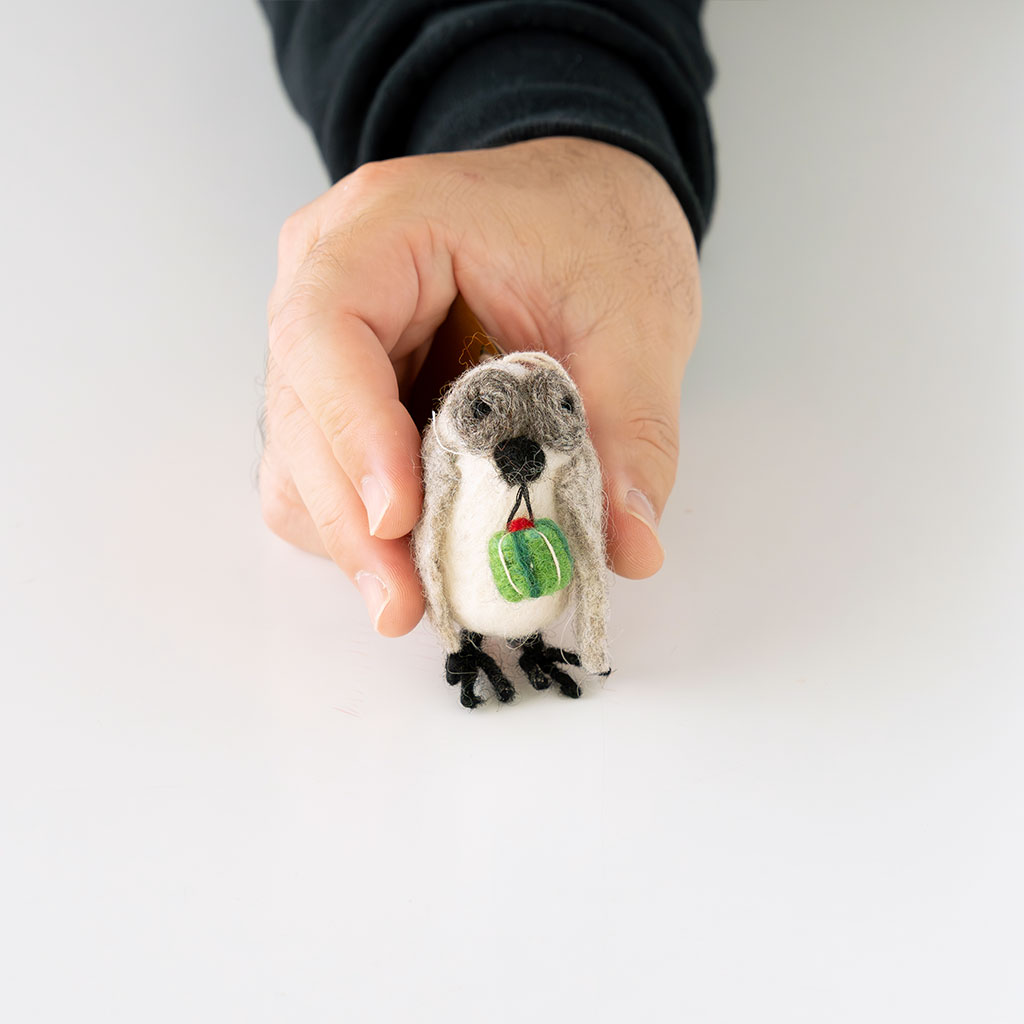A WORLD OF CRAFT｜オーナメント 15 OWL WITH PRESENT