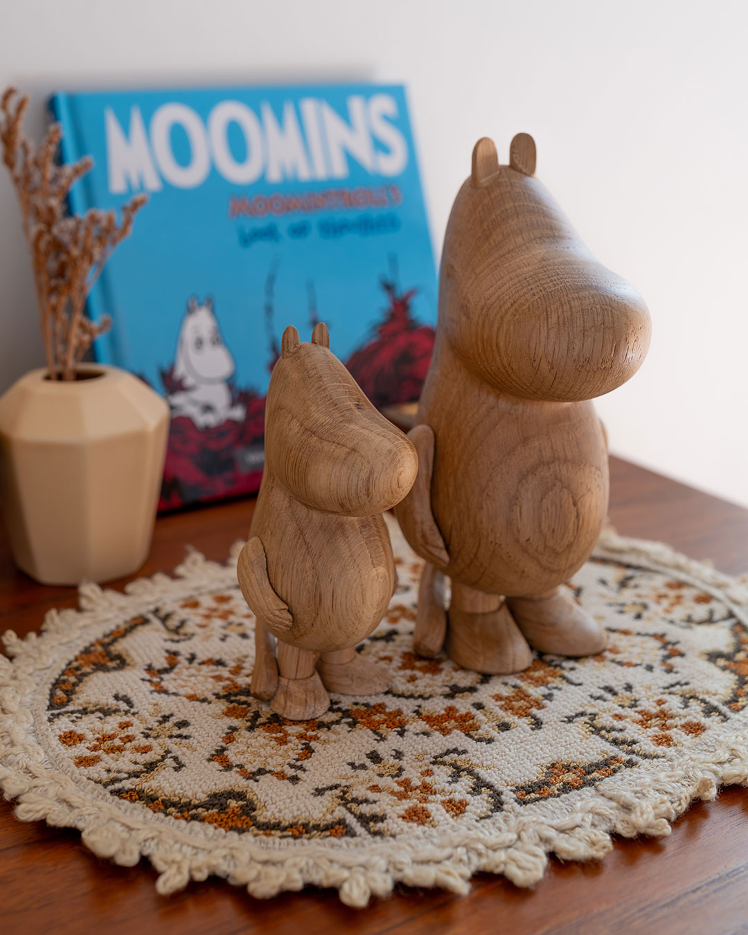 【新品】BOYHOOD[ボーイフッド]MOOMINTROLL OAK SMALL Moomintroll Figure Small Oak - Boyhood | Moomin Shop US