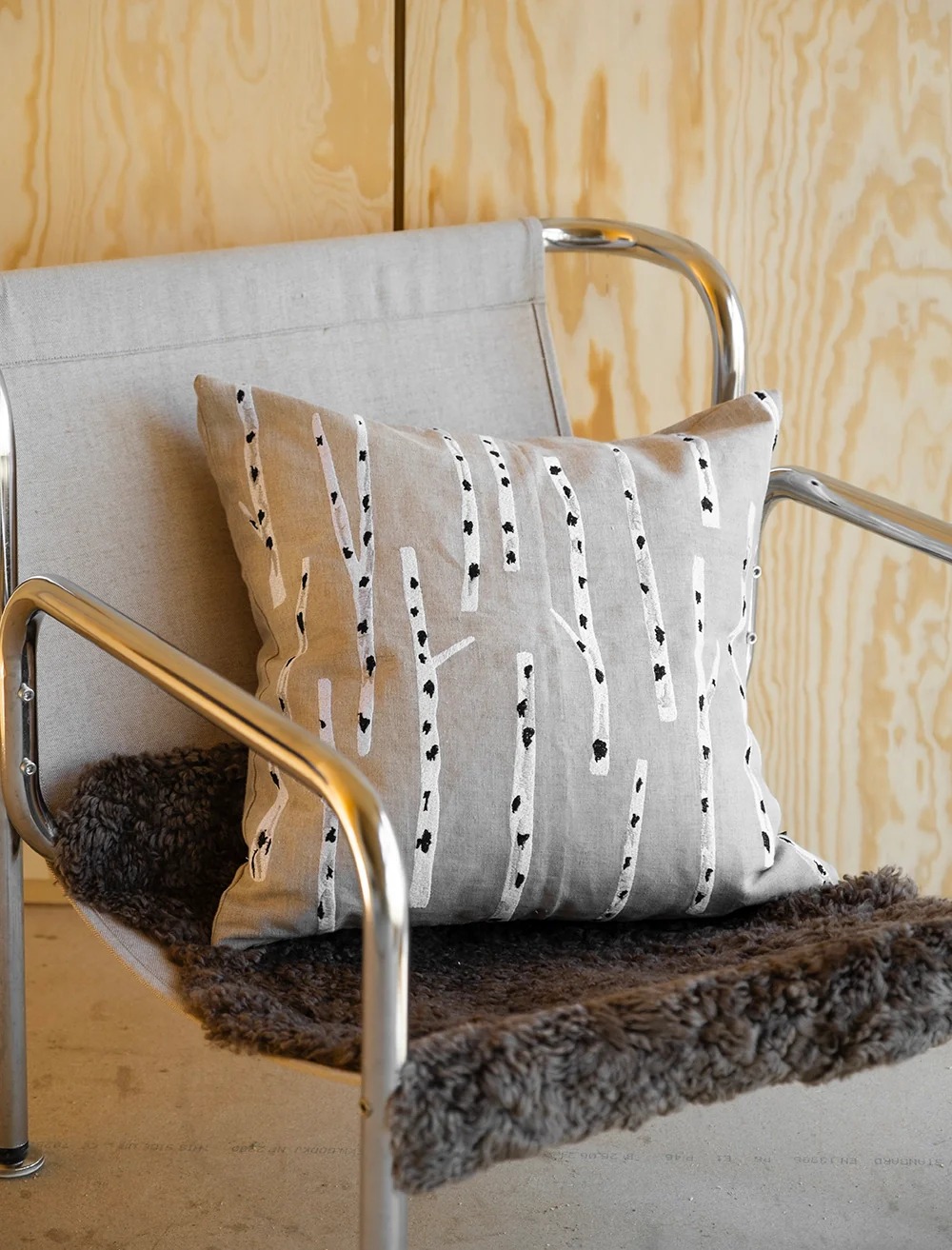 Fine Little Day ファインリトルデイ｜リネン×刺繍 クッションカバー BIRCH