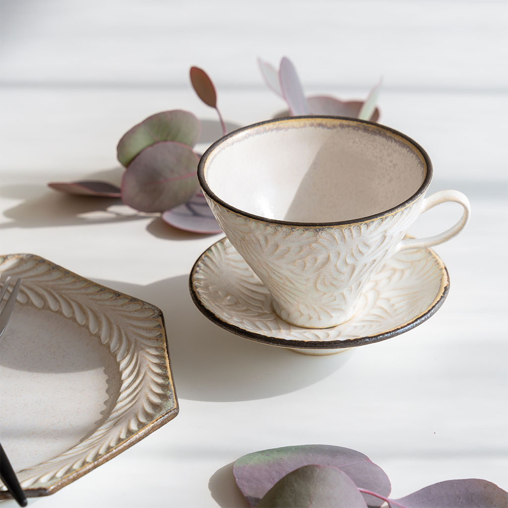 はしもとさちえ｜ティーカップ＆ソーサー（d）