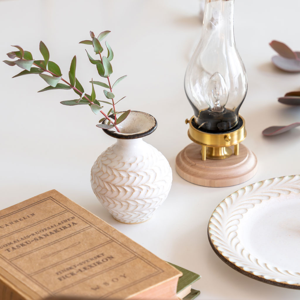 はしもとさちえ｜一輪挿し（b）