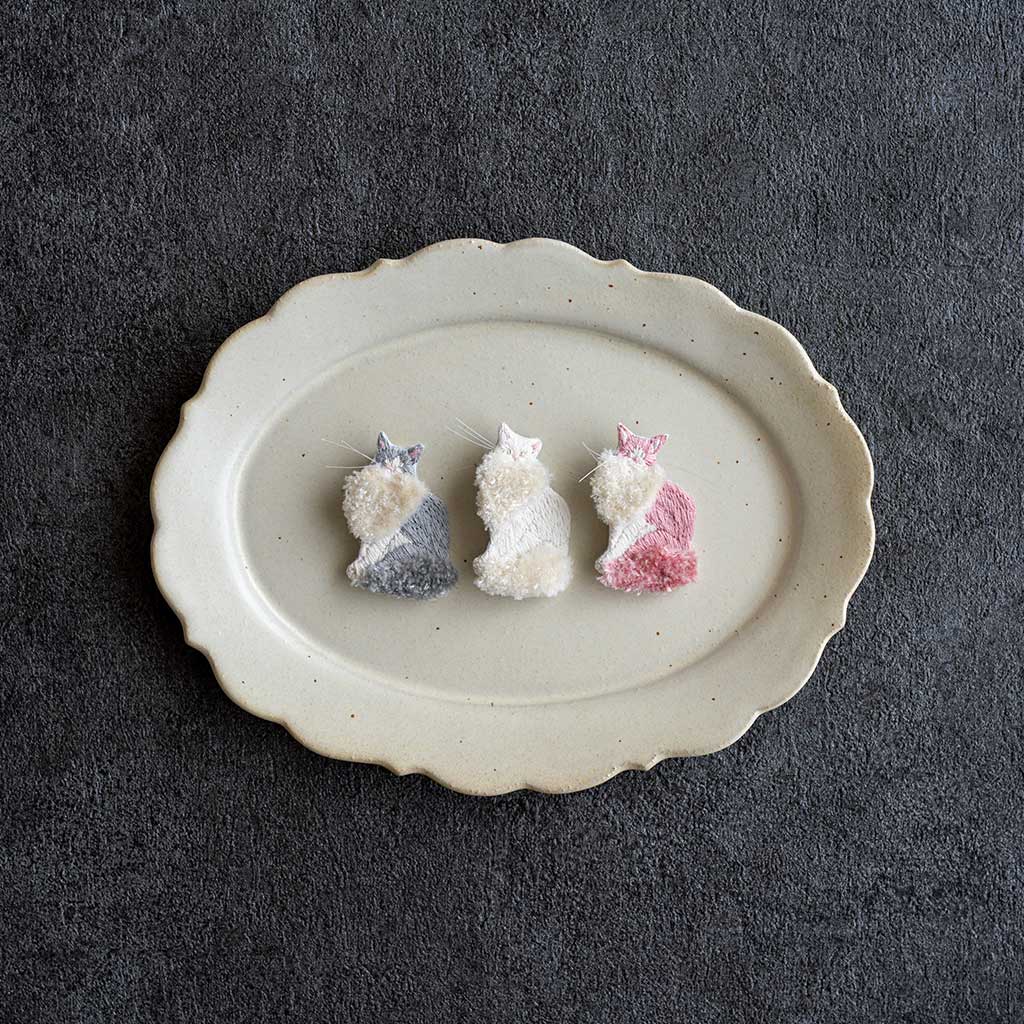 いとのきのした｜手刺繍ブローチ 猫ミニ