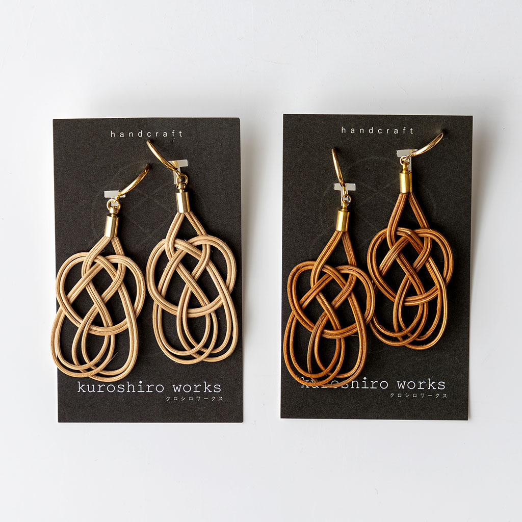 kuroshiro works｜ラタン イヤリング 結び COMFOTA 北欧雑貨店