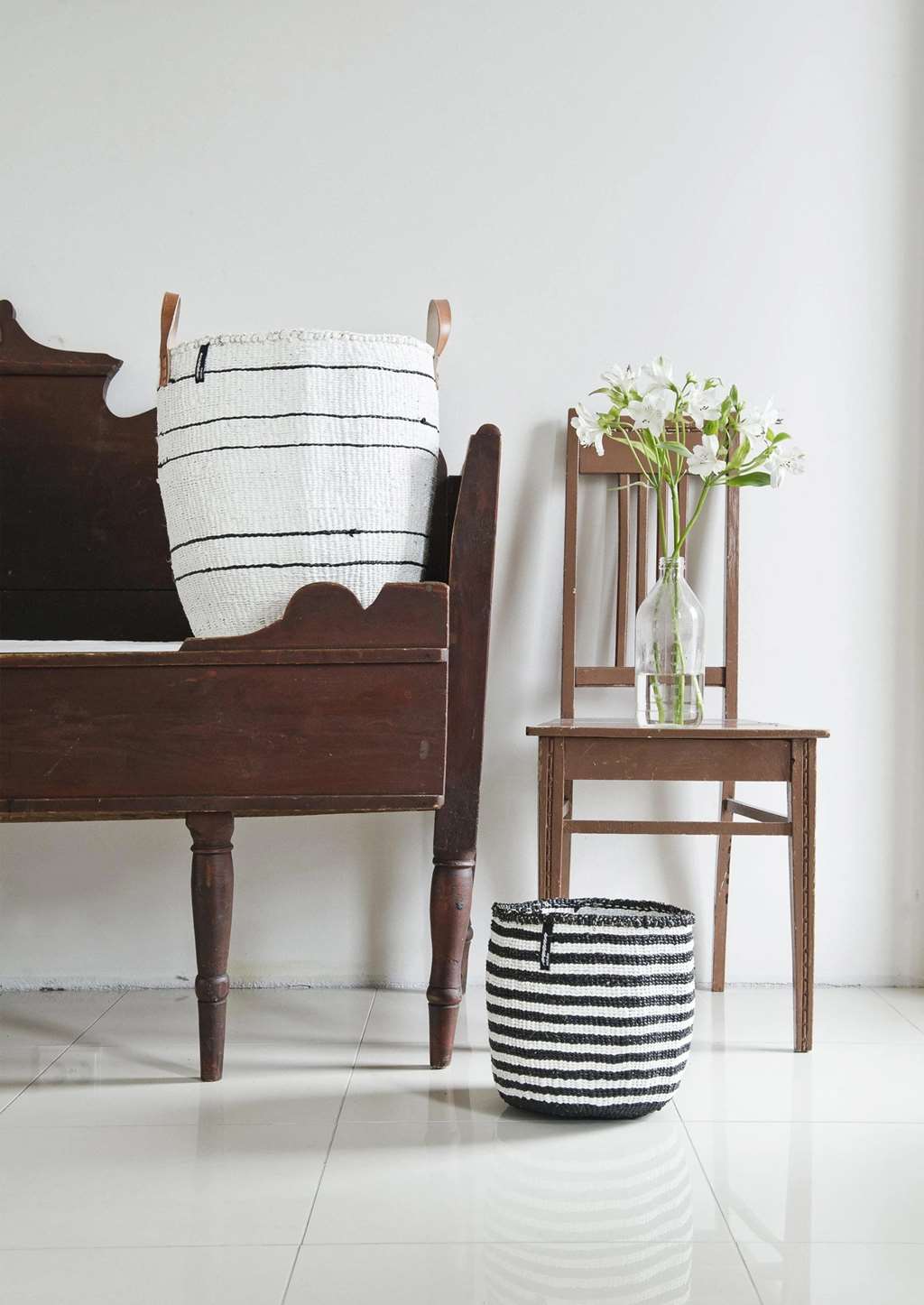 Mifuko ミフコ｜Kiondo バスケット［サイザル麻×再生プラスチック］トートバッグ［ショートハンドル］Lサイズ ブラックライン