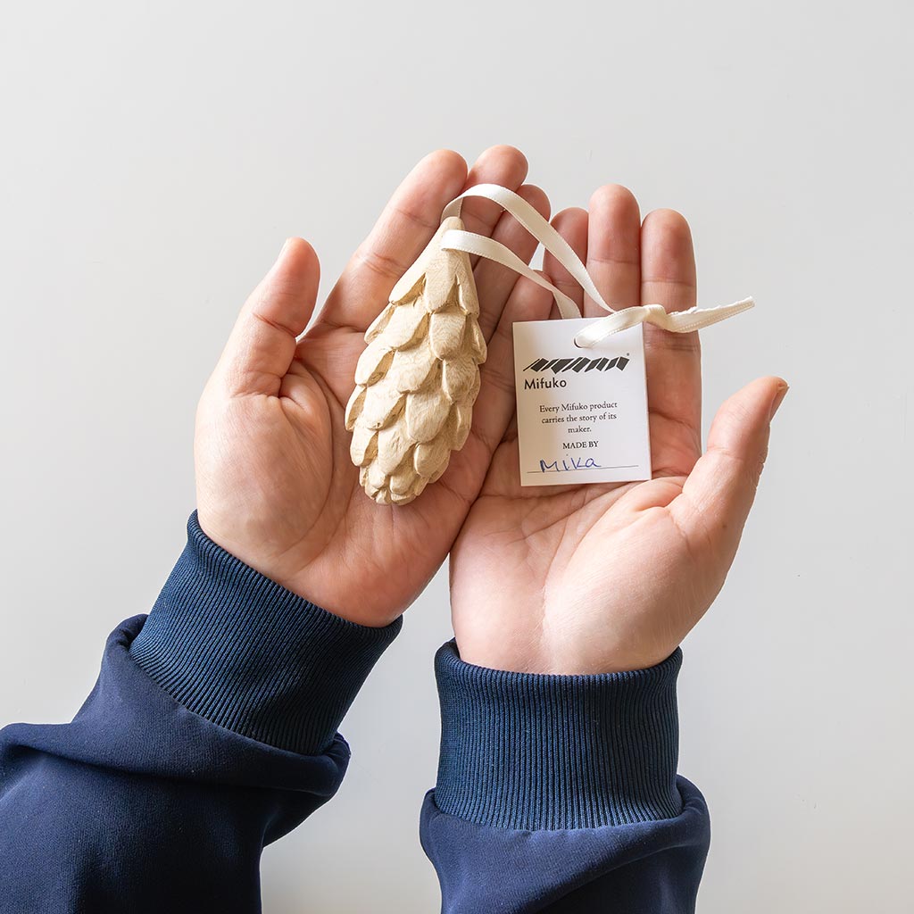 Mifuko ミフコ｜木製オーナメント Spruce cone