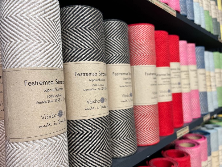 Vaxbo Lin ヴェクスボリン｜テーブルランナー FESTREMSA